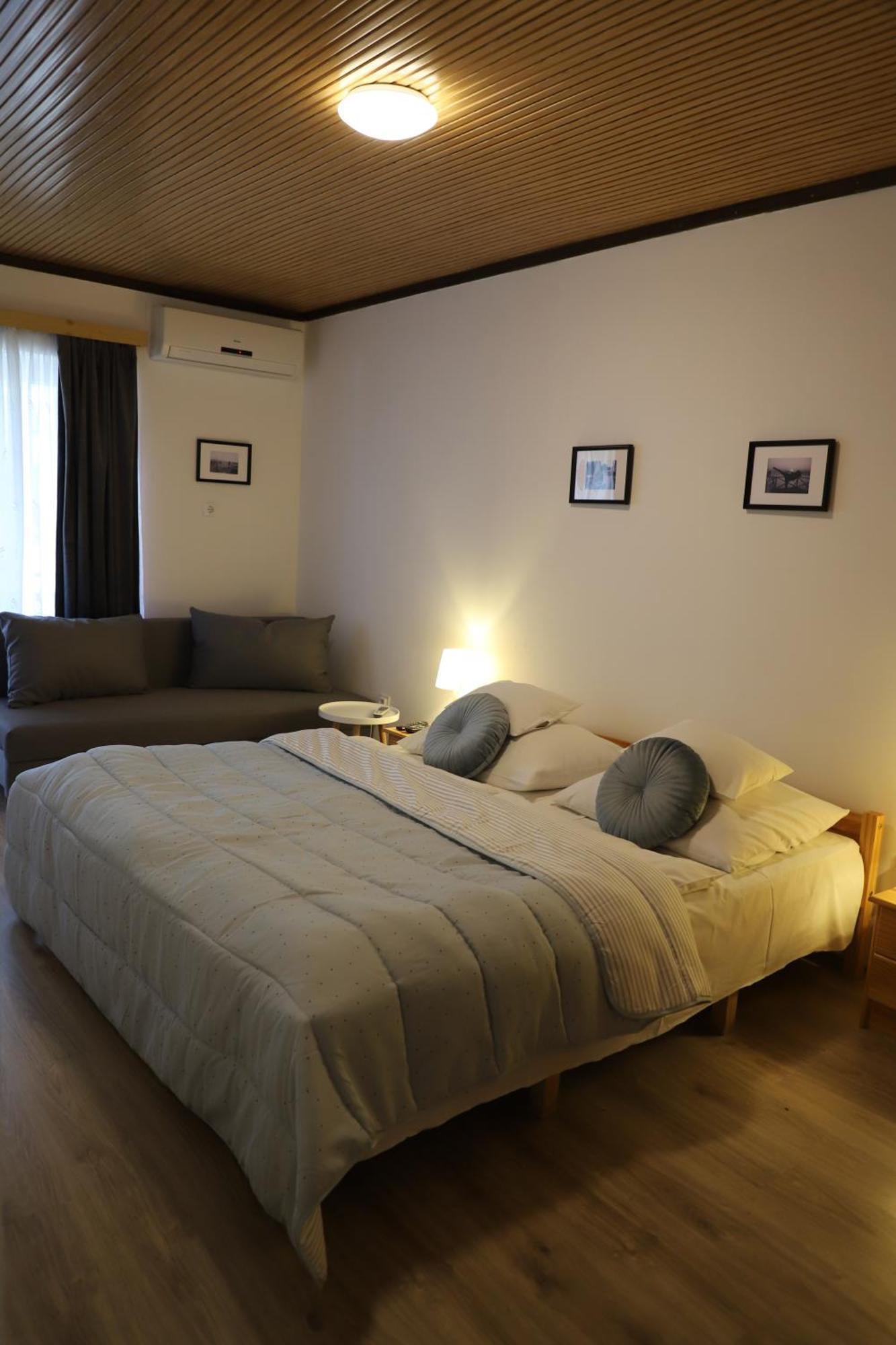 Attila Vendeghaz Appartement Balatonboglár Buitenkant foto