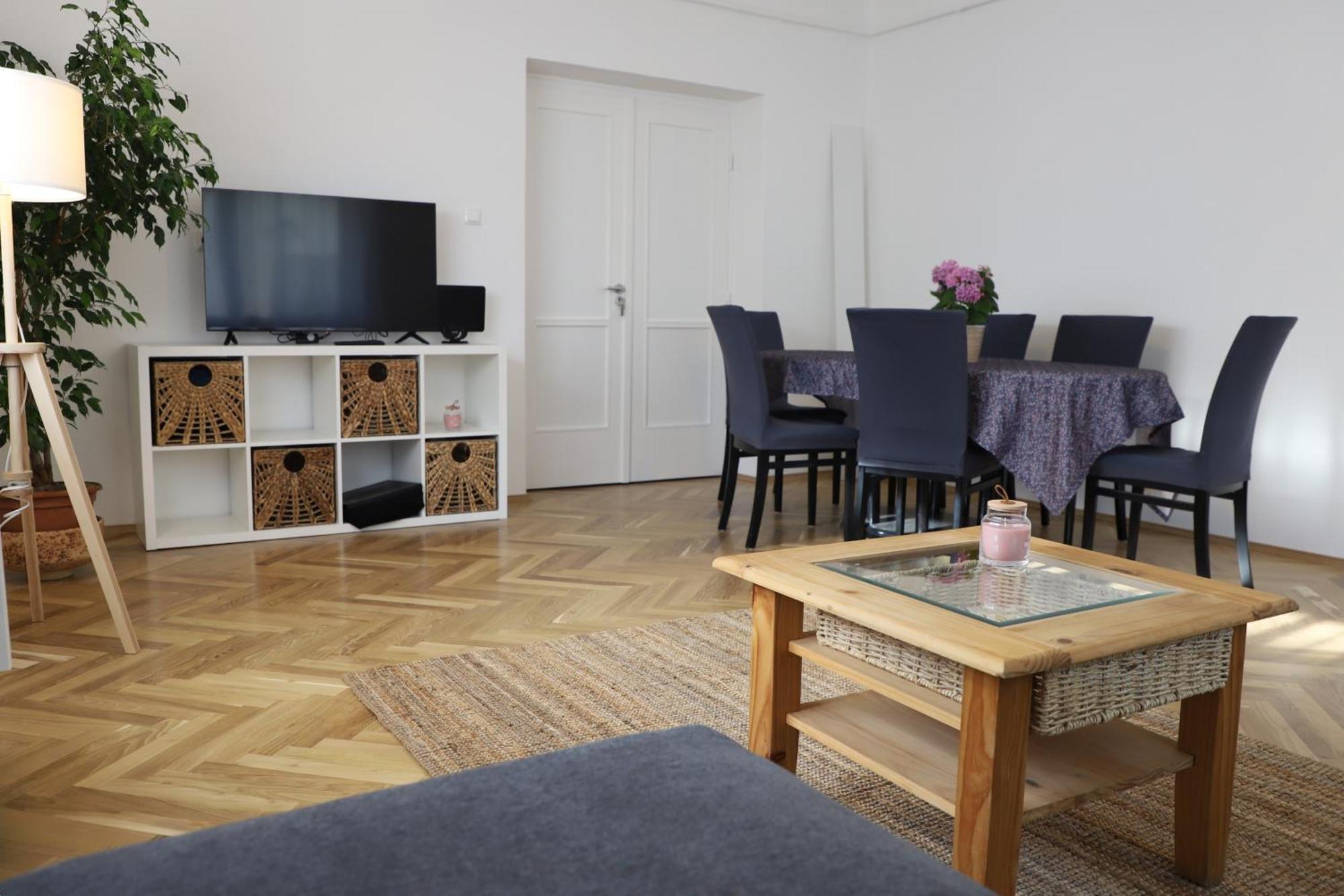 Attila Vendeghaz Appartement Balatonboglár Buitenkant foto