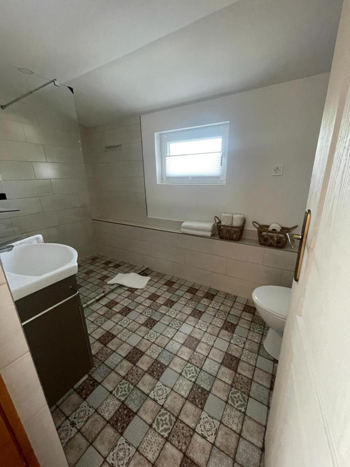 Attila Vendeghaz Appartement Balatonboglár Buitenkant foto
