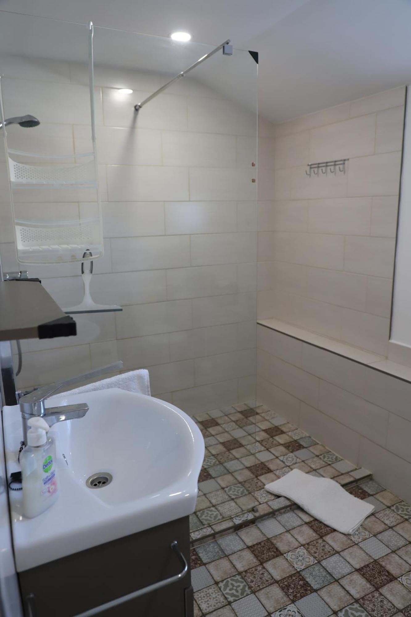Attila Vendeghaz Appartement Balatonboglár Buitenkant foto